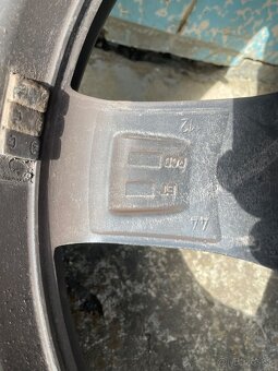 Disky Dezent R17 5x112 - 10