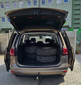 Volkswagen Sharan 2.0 TDI - automat - 7-miestny - highline - 10