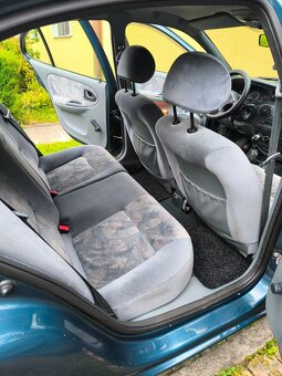 Renault Mégane Classic 1.6 e - 10