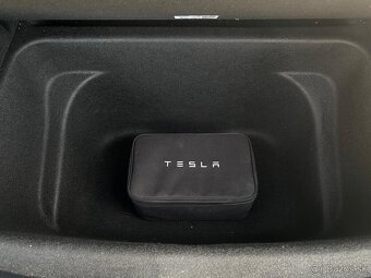 Tesla Model Y Dual Motor Long Range 4x4 len 39 286 km - 10