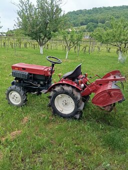 Malo traktor KUBOTA 7000 - 10
