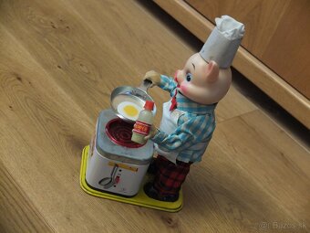 Krbové hodiny mramorové více v textu..Piggy Cook - Prasátko - 10