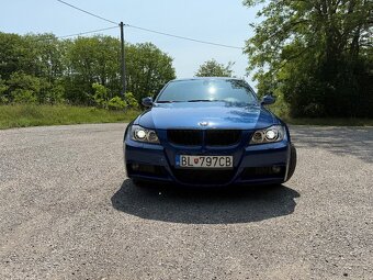 BMW E90 330d - 10