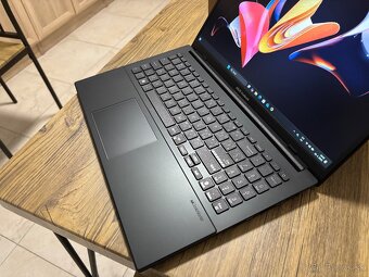 Asus Vivobook GO/Notebook/4GB RAM DDR5/128GB NvMe SSD// - 10