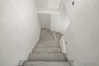 NOVÁ CENA - Viničný dom pri Leviciach -30 000€ - 10