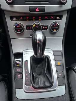 Volkswagen CC 2.0 tdi - 10