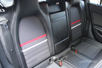 Mercedes-Benz A180 1,6 i 90 kW - 10