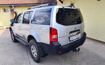 Nissan Pathfinder 2,5dci 4x4 128kw - 10