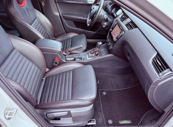 Škoda Octavia, 2.0TDI,135kw,DSG,RS - 10