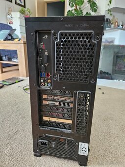 HERNÝ / WORKSTATION PC – i7-8700K, GTX 1080 Ti, 32GB RAM, Wi - 10