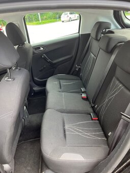 Peugeot 208 1.2 bez korozie - 10