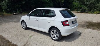 Škoda Fabia - 10