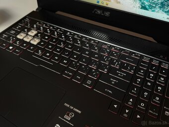 Asus TUF GAMING FX505\Ryzen 7 3750H\16GB\RTX 2060\SSD\1 - 10
