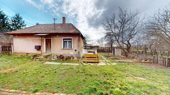 Ponúkame Vám na predaj vidiecky rodinný dom v obci Detek - 10