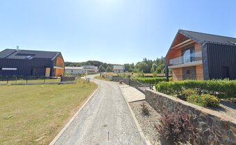 POSLEDNÝ STAVEBNÝ POZEMOK - ZLATNÍCKA DOLINA - 10