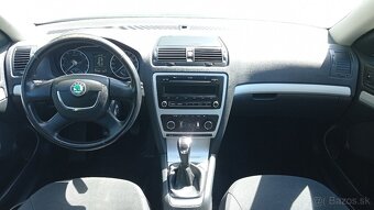 Škoda Octavia, 1,2 TSi 77KW Klima, Serviska - 10