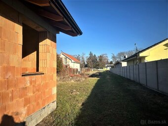 AFYREAL predaj pozemku na stavbu rodinného domu s menšou nov - 10