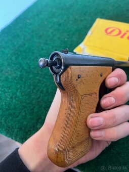 Vzduchová pistol diana model 2 - 10