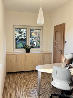 Priestranný 6-izbový dom, 3 kúpeľne a sauna - 10