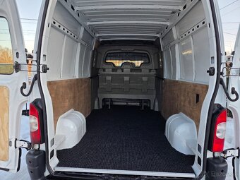 Predám 6 MIESTNU dodávku Renault Master 2,5cdti - 10