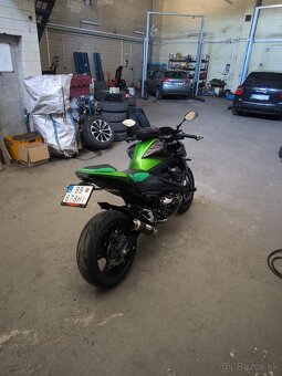 Kawasaki Z800 ABS - 10