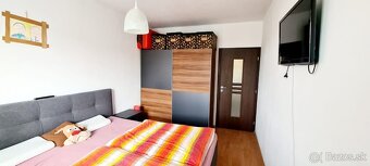 Zrekonštruovaný 3-izbový byt s parkovacím miestom v Žiari na - 10