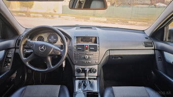 Mercedes-Benz C 220 CDI Avantgarde (2008) - 10