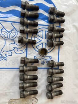 Kované disky BBS R17 5x112 ET35 + skrutky - 10