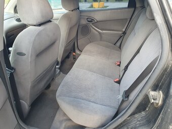 Ford Focus 1.6 74 KW Benzín - 10