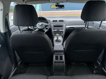 Predam Škoda Octavia 2.0 TDI Elegance 103kW - 10