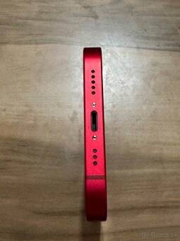 Predám Apple iPhone 14 128GB RED Bežné Známky opotrebovania - 10