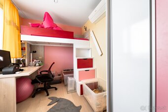 Exkluzívne na PREDAJ moderný 3 izbový byt blízko centra - 10