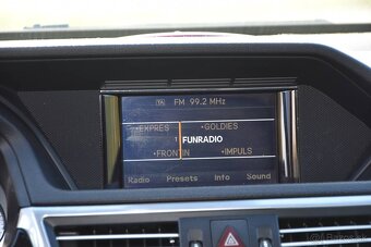 Mercedes-Benz E trieda Sedan 350 CDI Blue Elegance 4matic - 10