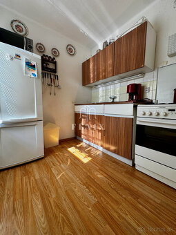 ZNÍŽENÁ CENA -Retro chata na Šugove vhodná na celoročné býva - 10