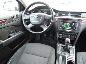 Škoda Superb, 2,0 TDi 125kW ČR Elegance 2009 - 10
