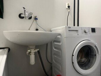 Slnečný 1-izbový byt s lodžiou na Klokočine – Kmeťova ulica - 10
