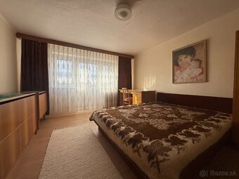 VYZÁLOHOVANÉ PREDAJ - RODINNÝ DOM - TOPOĽČIANKY - 10