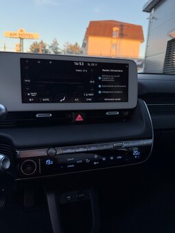 Hyundai Ioniq 5 72.6kWh A/T Style Edition - 10