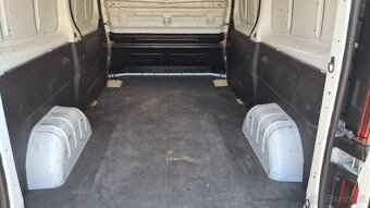 Renault Trafic 1,6DCI LONG L2H1 RV:2017 max nosnosť: 1200kg - 10