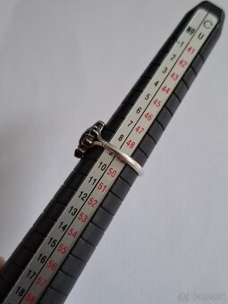 Strieborný prsteň s českými granátikmi 2 - 10