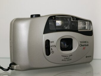 Yashica Clearlook - 10