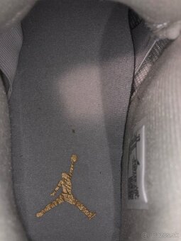 Nike Air Jordan 4 Metallic Gold - 10