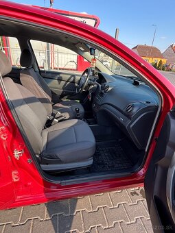 Chevrolet Aveo - 10