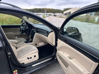 Skoda superb 3.6 fsi combi - 10