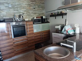 ☀ Rogoznica HR) – Rodinné sídlo priamo na pláži ☀ - 10