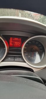Seat Ibiza 1.6 benzín - 10