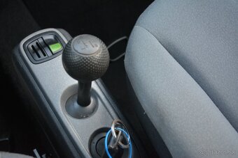 Smart Fortwo coupé 1.0 Benzín Automat - 10