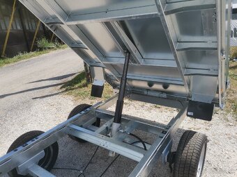 Prívesný vozík-hydraulický sklápač 2700kg - 10