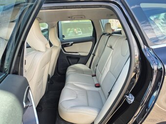 Volvo XC60 D4 Ocean Race Geartronic AWD - 10