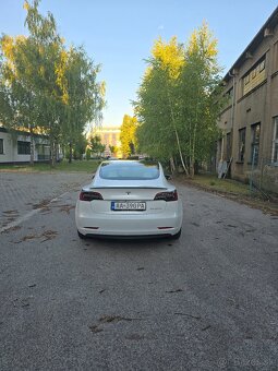 Tesla Model 3 PERFORMANCE 513ps - 10